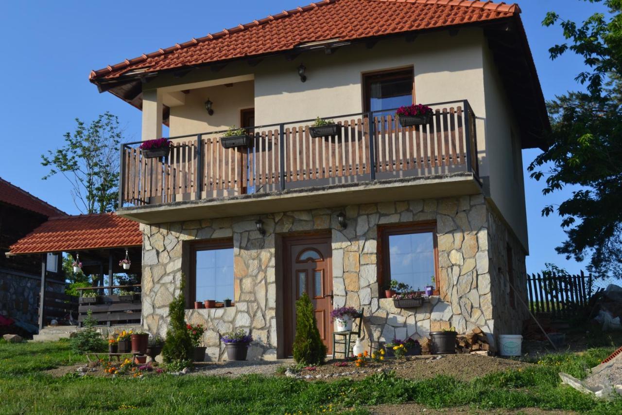 Zlatibor Cottages Ferienhaus *